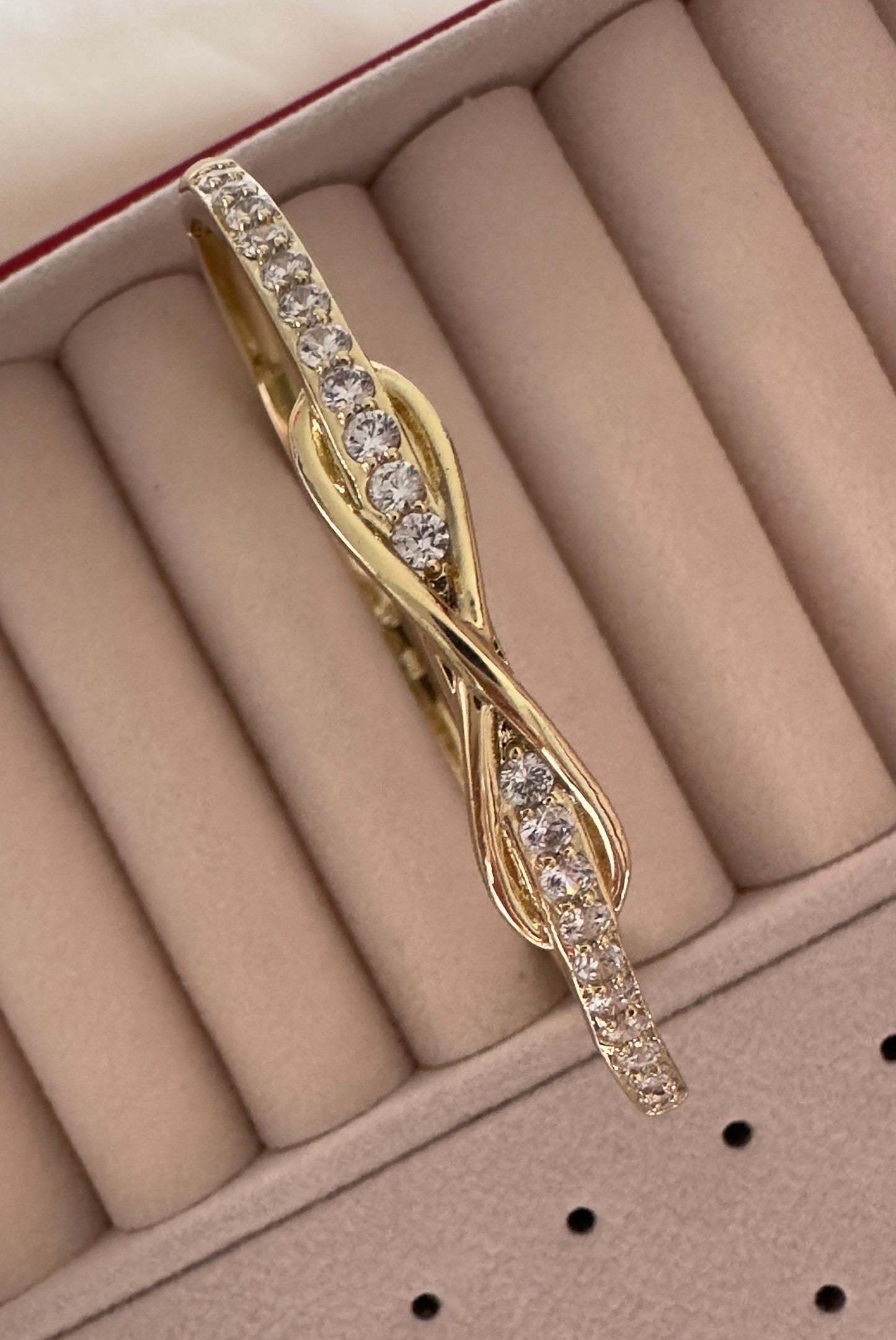 Infinito||Brazalete