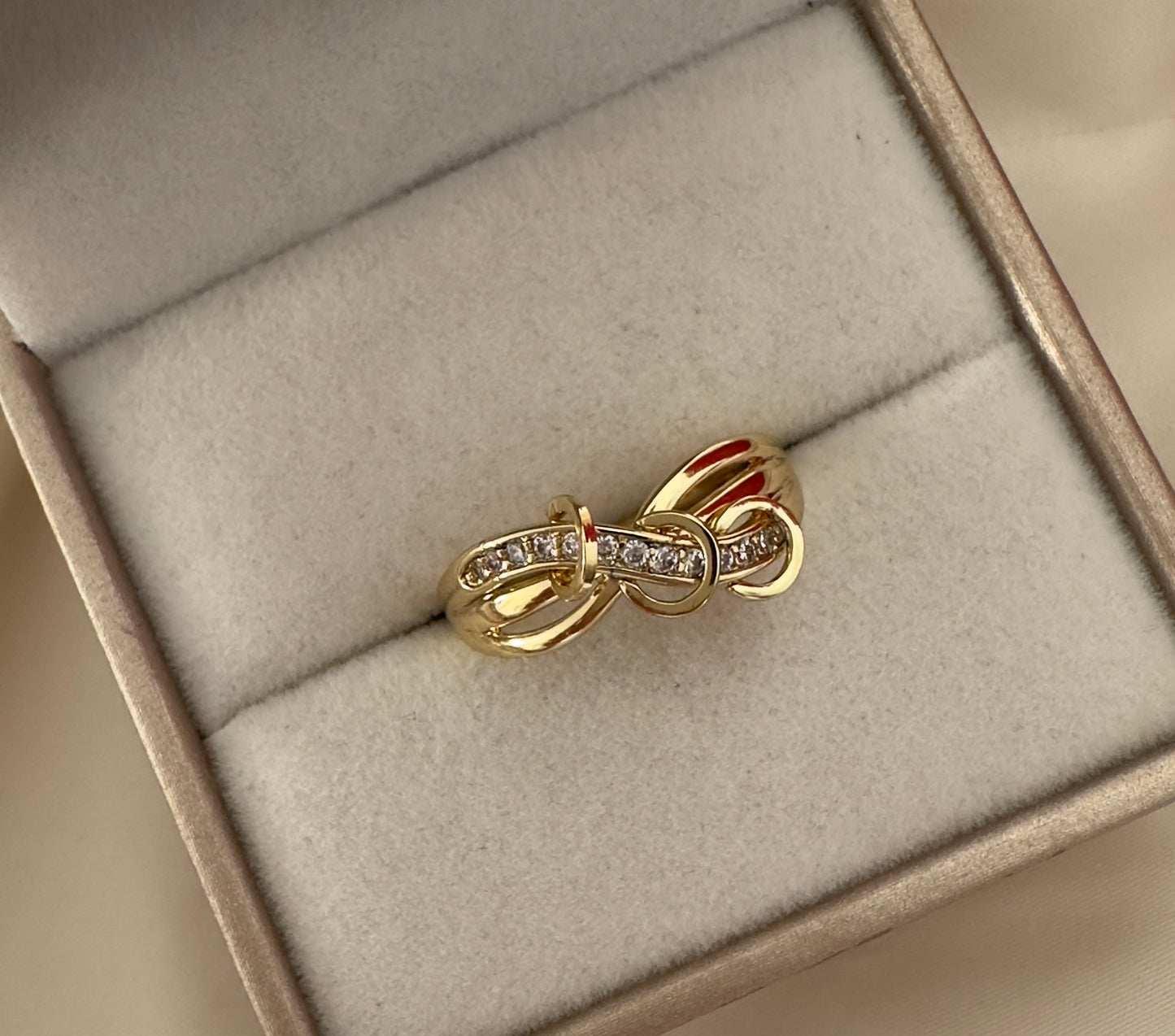 Anillo||Nazaret