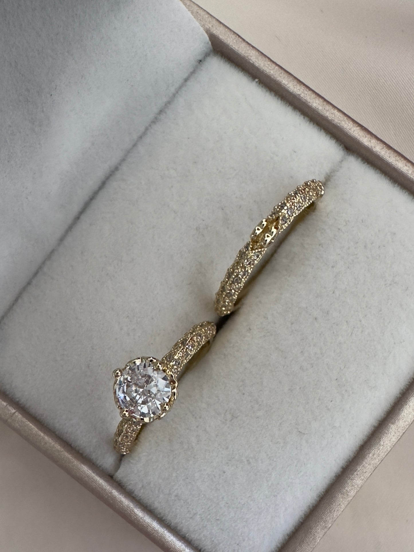 Anillo||Compromiso