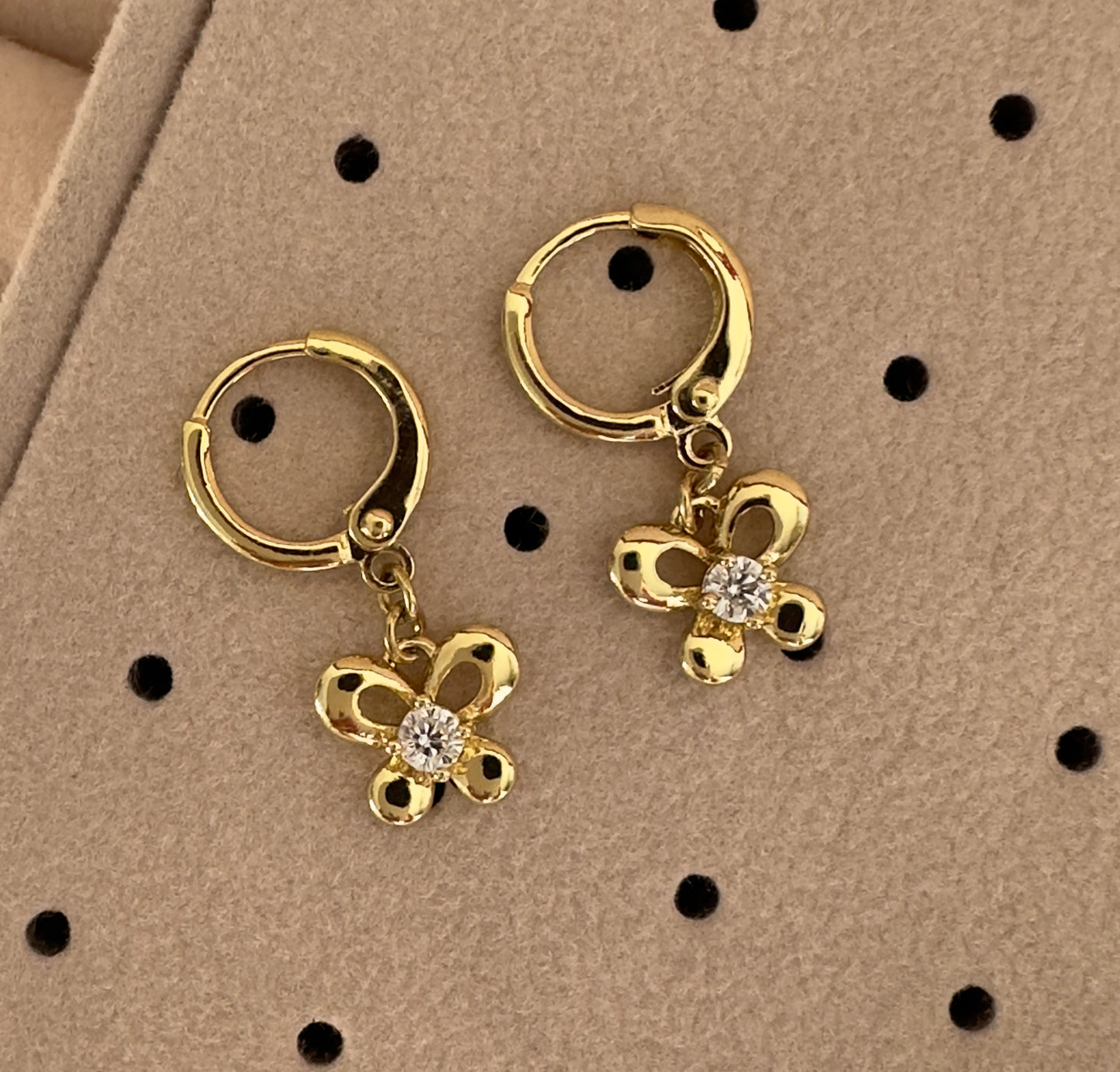 Mariposa||Pendientes