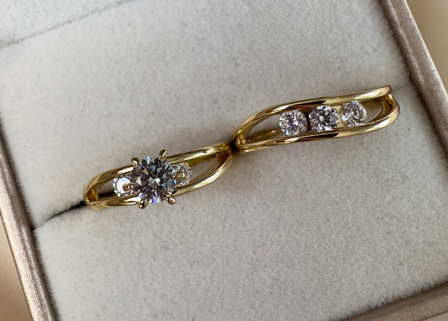 Ciara||Anillo