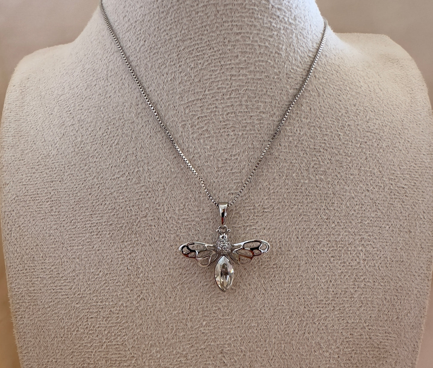 Cadena||Abeja