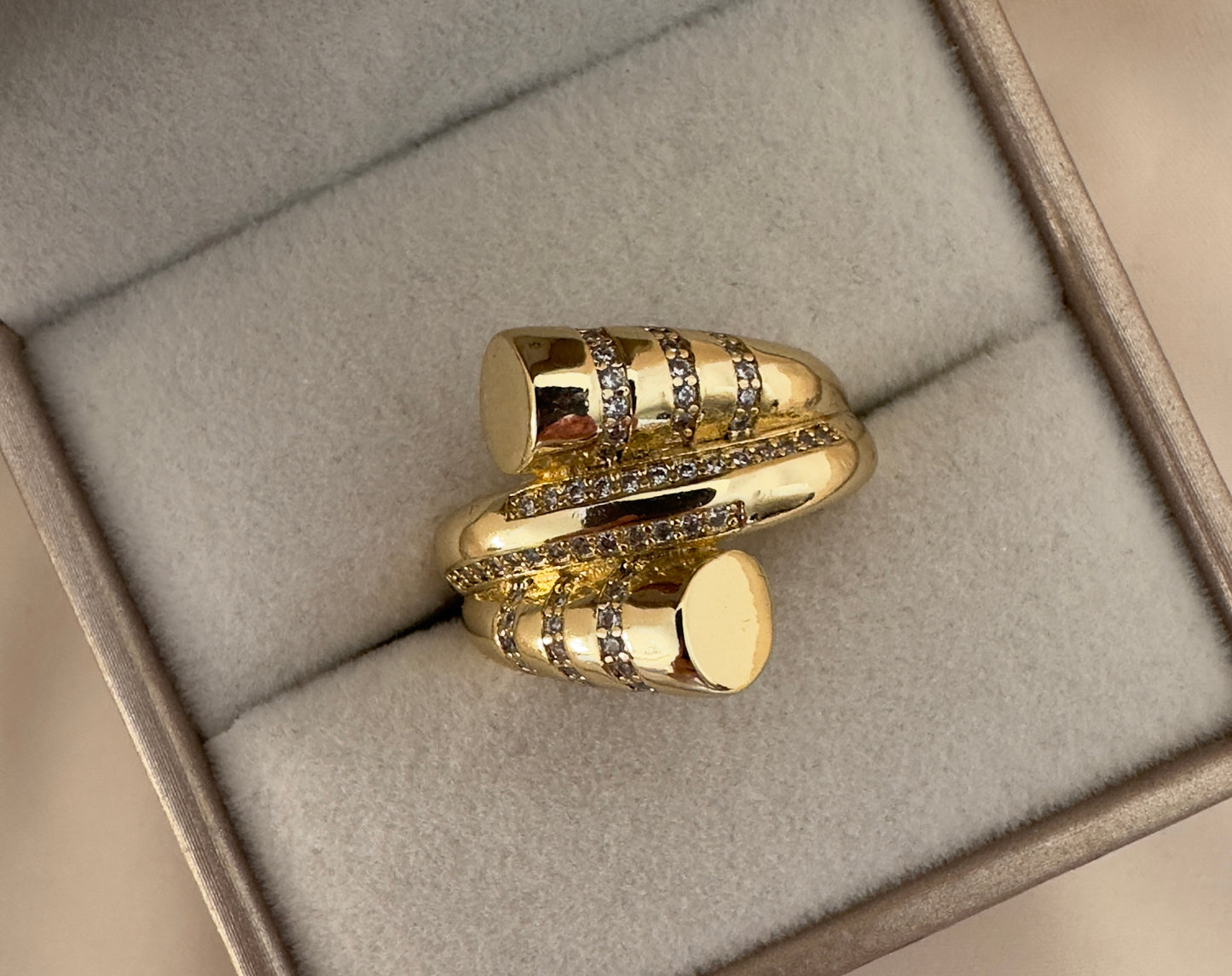 Anillo|Dubai