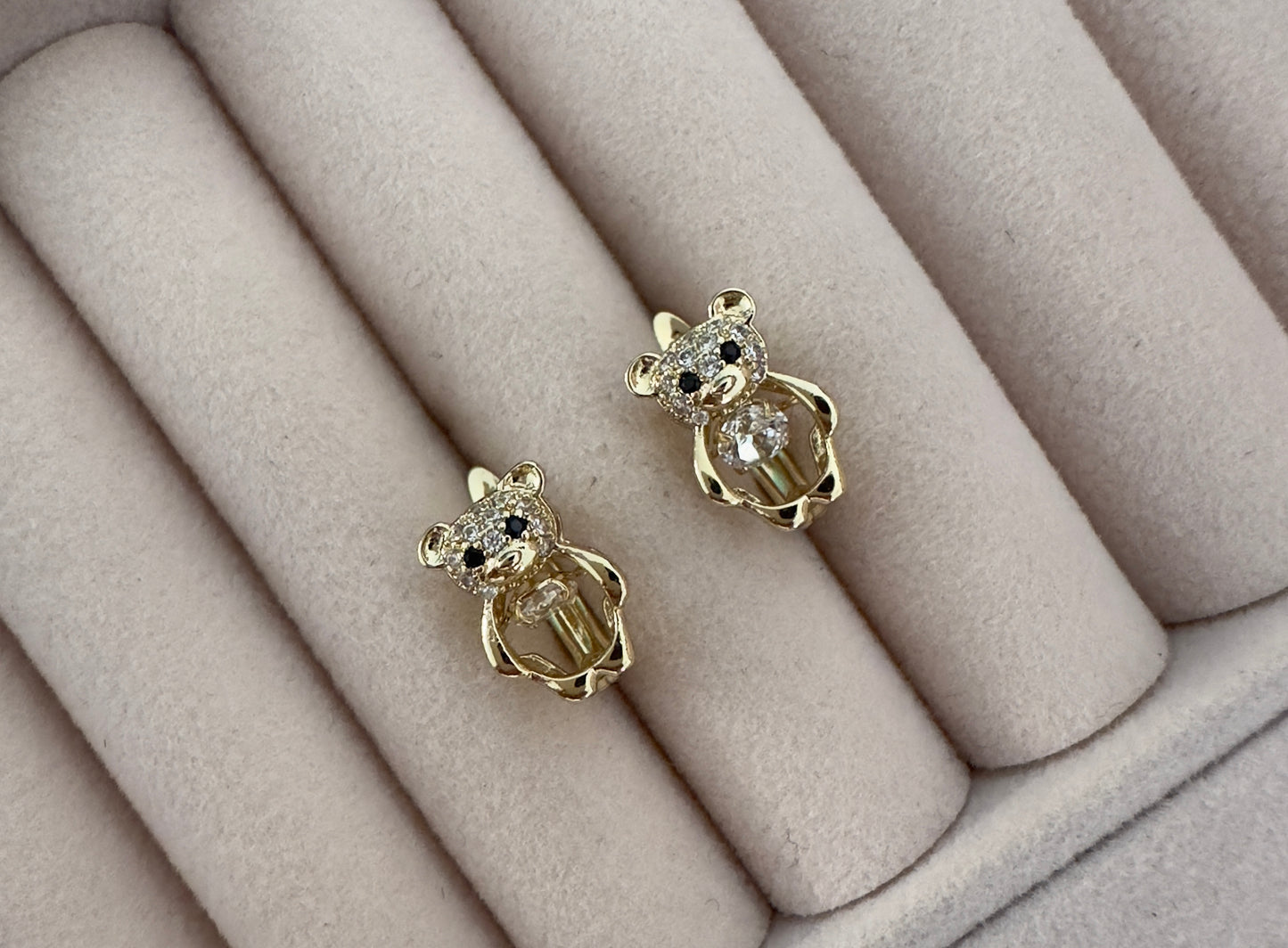 Pendientes||Osito