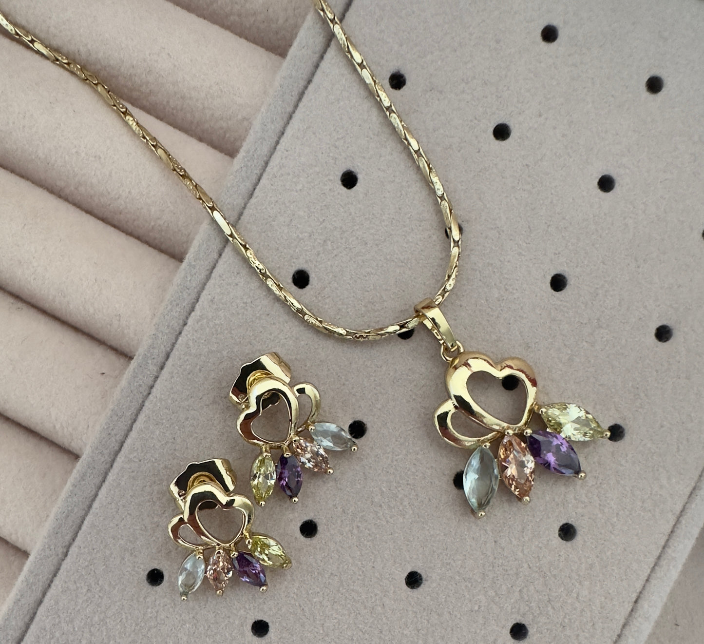 Conjunto||Cristal Multicolor