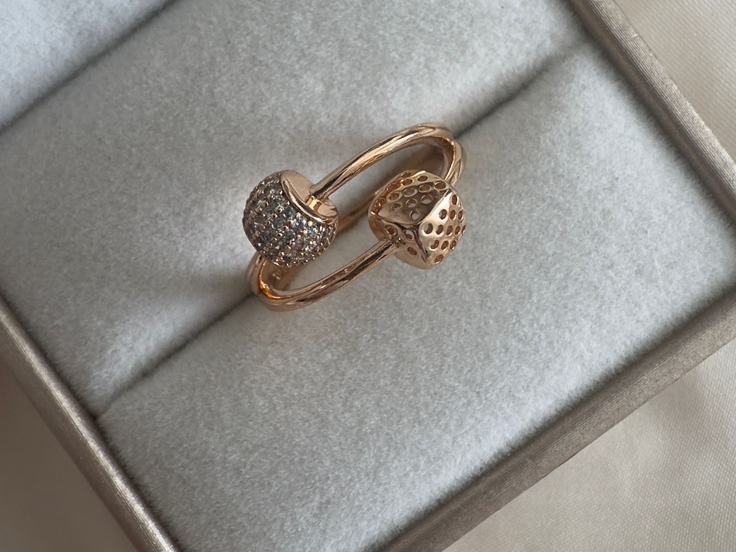 Maya || Anillo