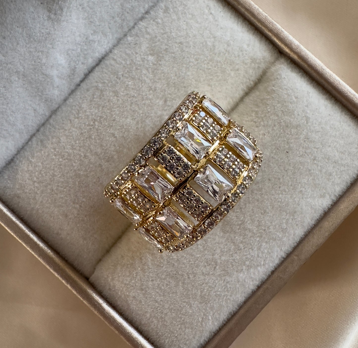 Anillo||Georgina