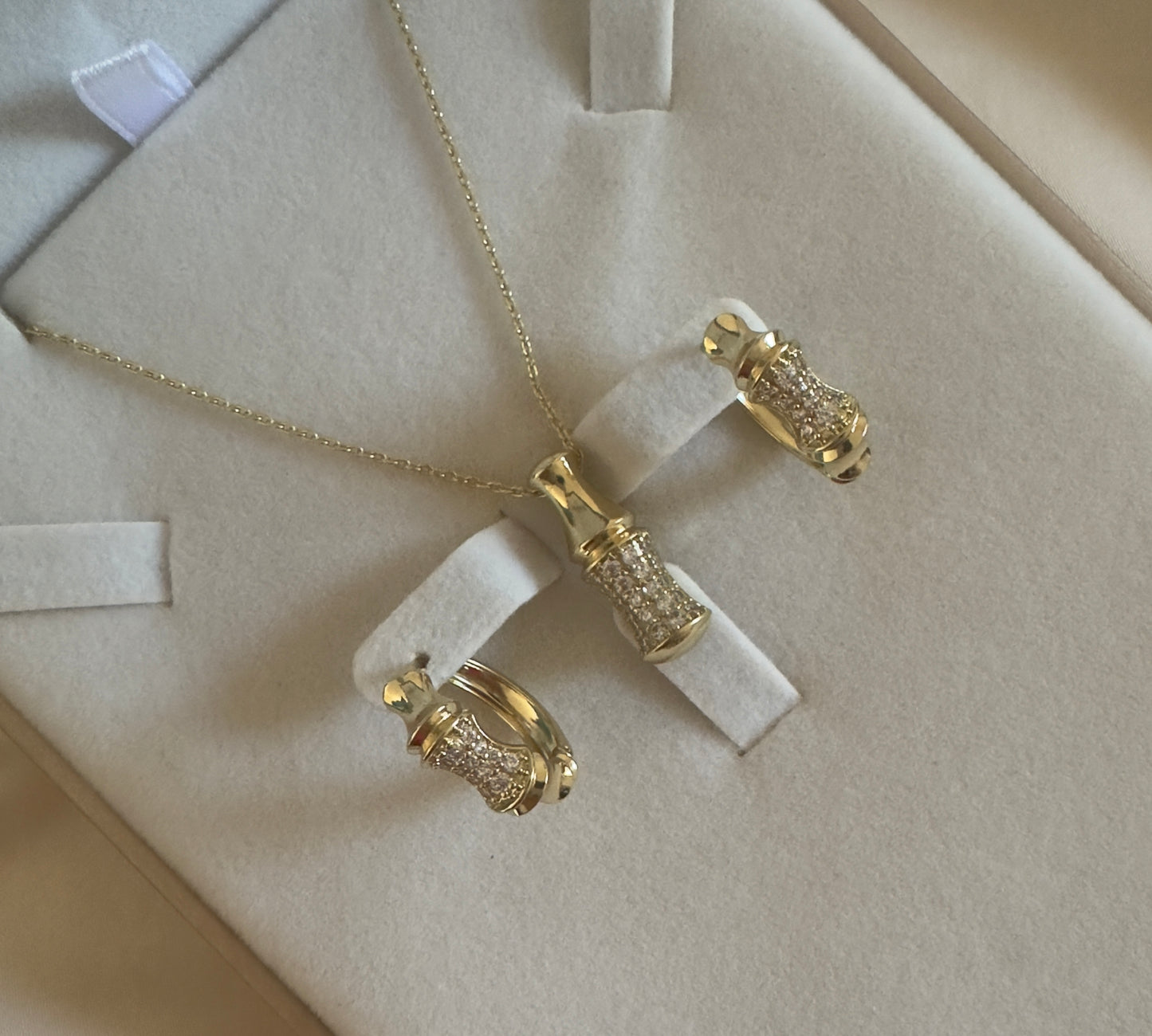 Bambú||Conjunto