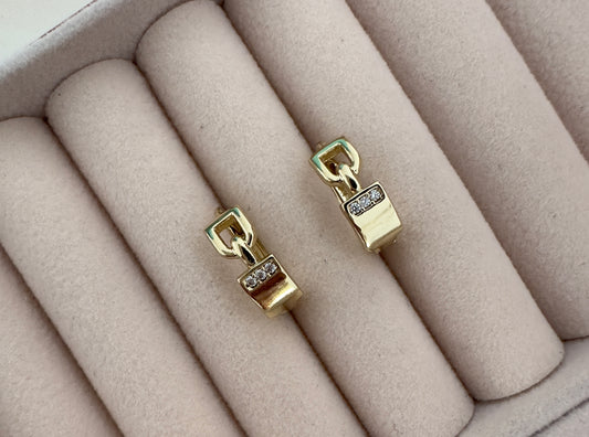 Pendientes||Yanire
