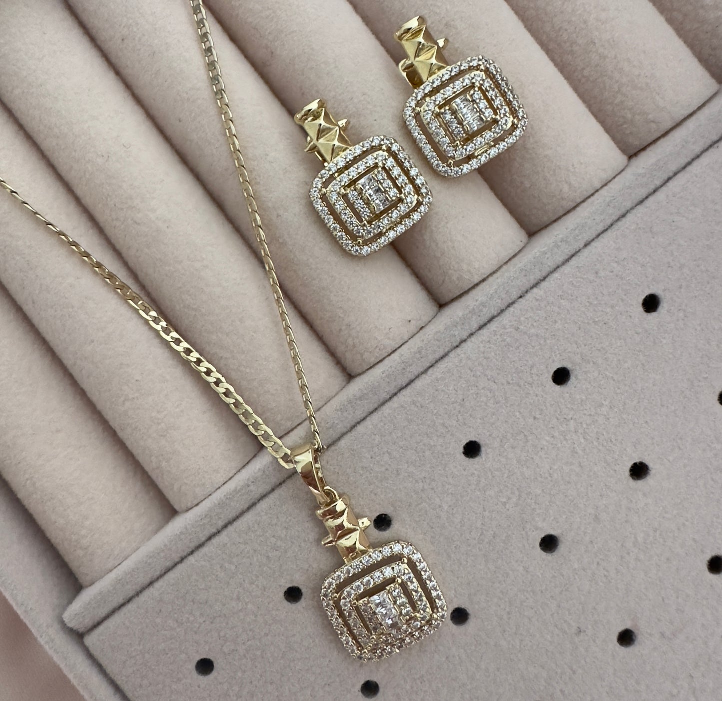 Conjunto||Jihanne