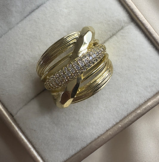 Paola||Anillo