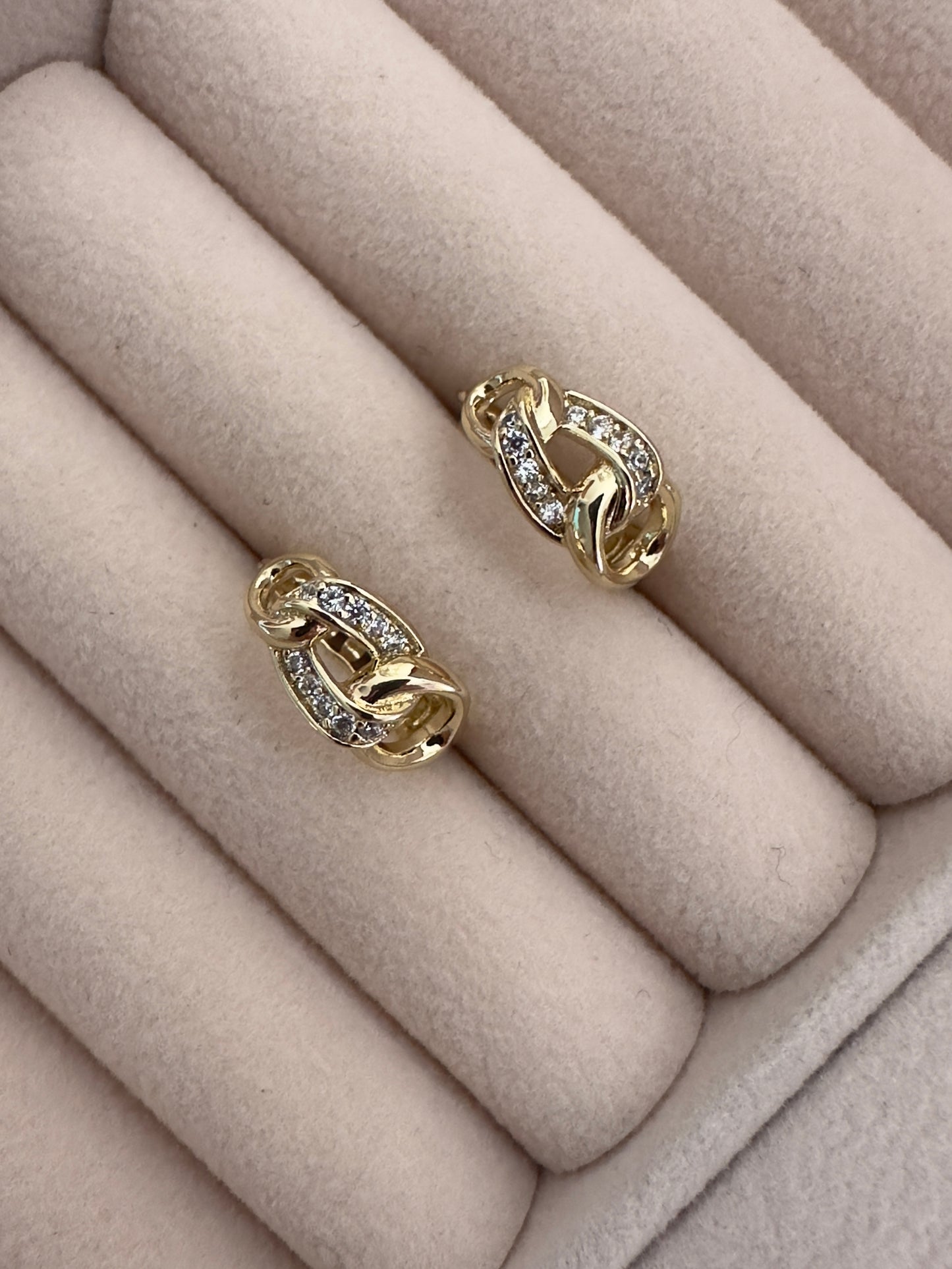 Pendientes||Cheila