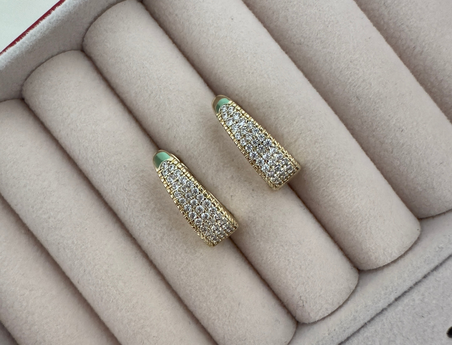 Pendientes||Aurora