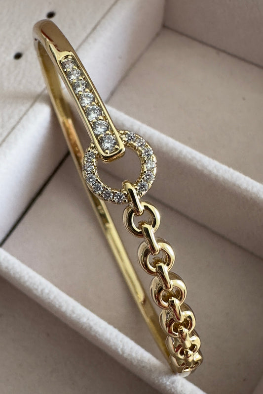 Celia||Brazalete