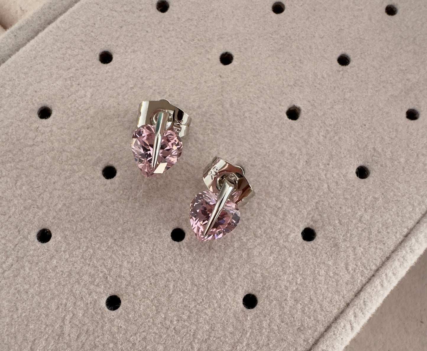 Pendientes|| Corazón rosa