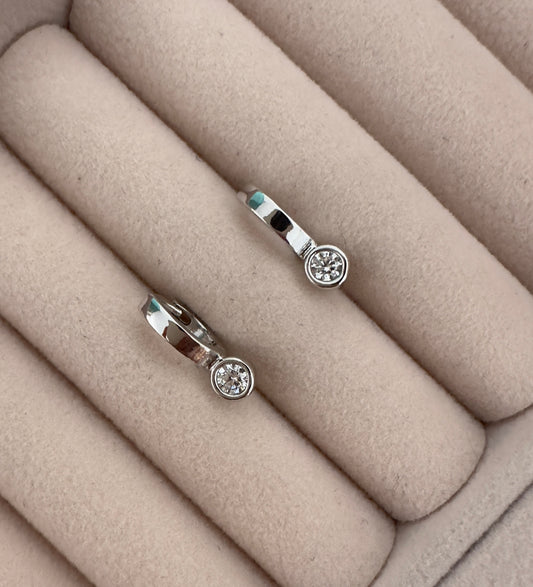 Pendientes||Dayana