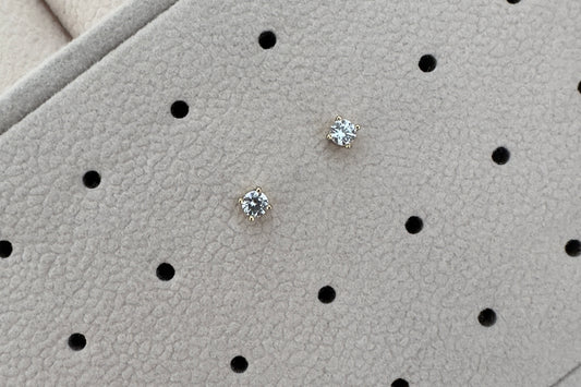 Diamond pequeño||Pendientes
