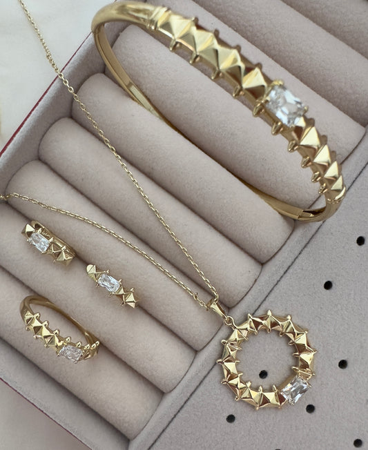 Conjunto||Clash