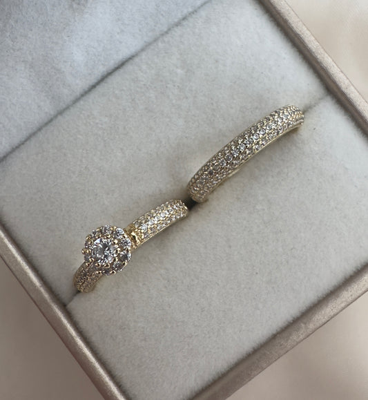 Martina||Anillo