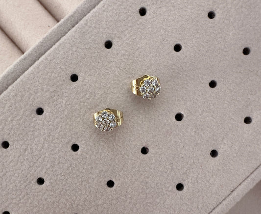 Pendientes||Nina