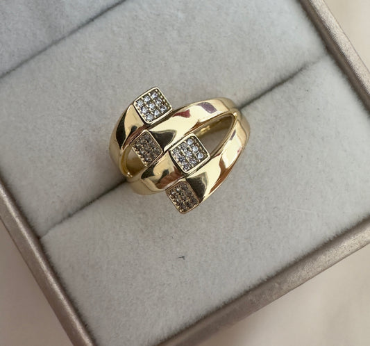 Amanda||Anillo