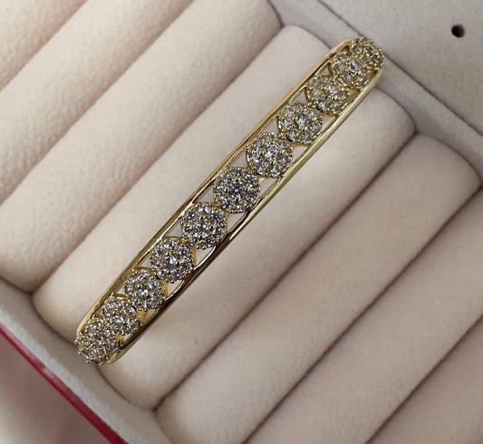 Linda ||Brazalete